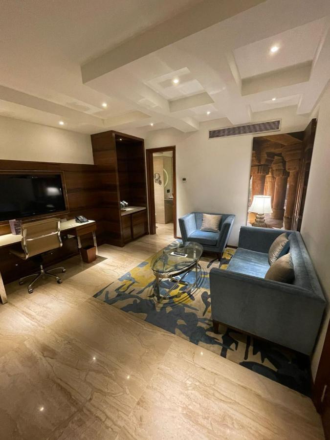 Готель Radisson Гваліор Екстер'єр фото